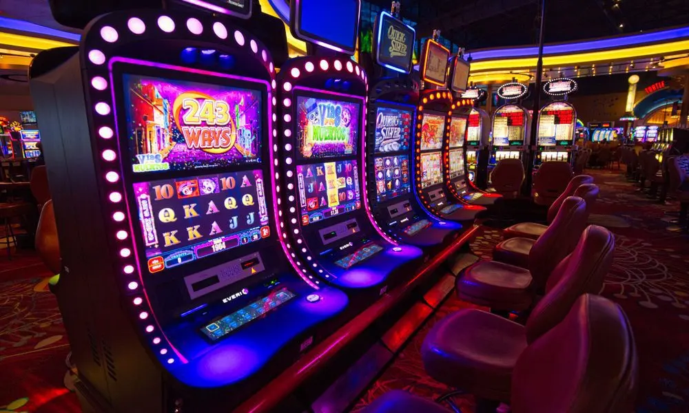 Why do some online slots feature multiple bonus rounds?